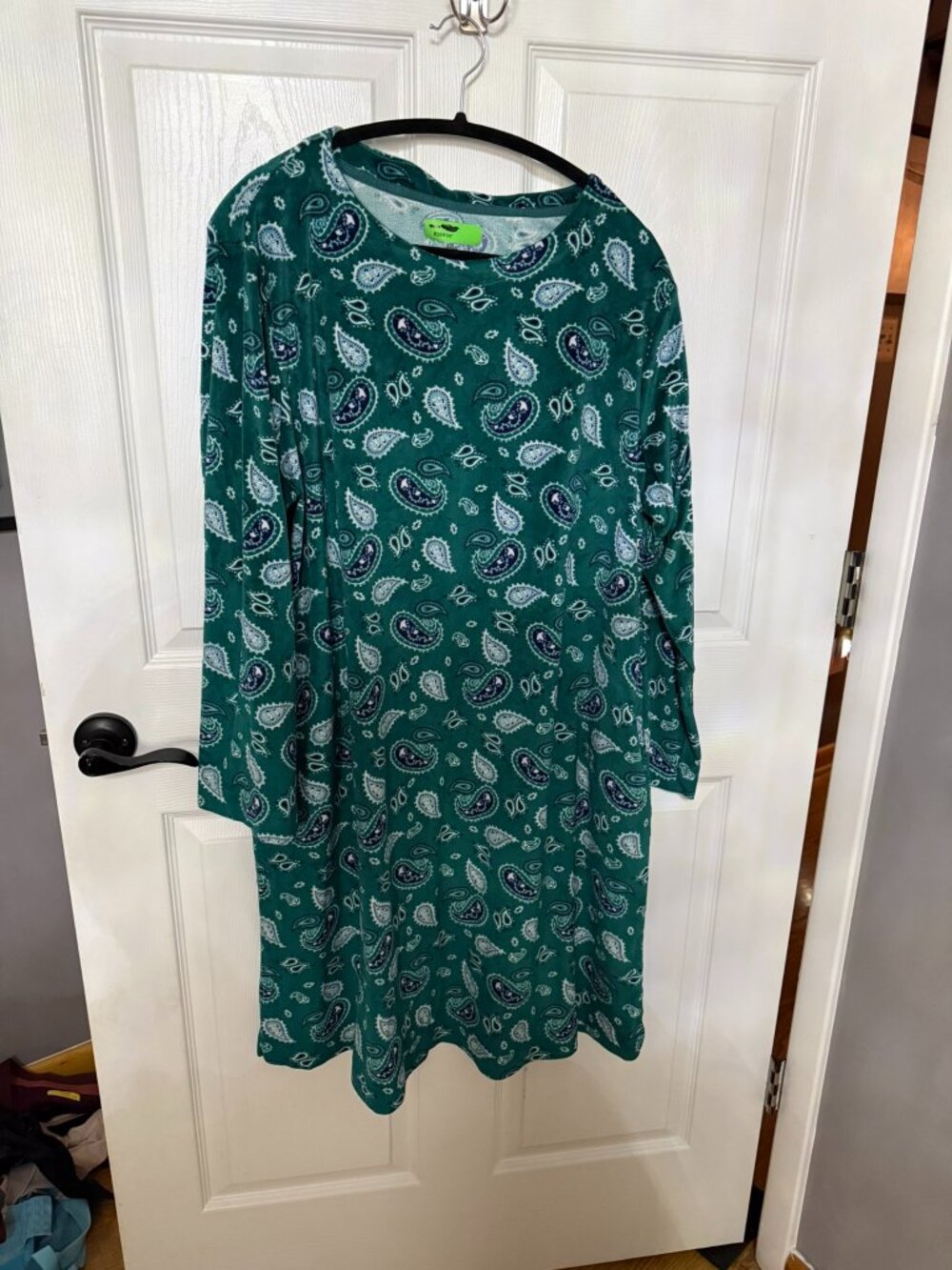Croft & Barrow Paisley Velour Nightgown